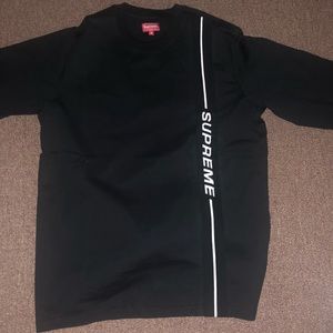 Supreme vertical logo